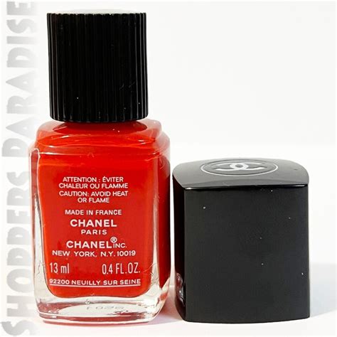 vernis rouge coquelicot chanel